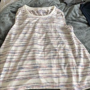 Gap women’s tank top size medium